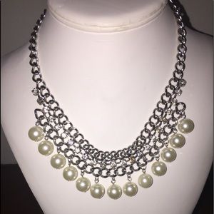 Premier pearl & gemstone necklace